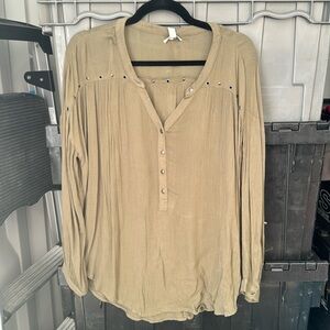 🤝Amuse society sage green blouse